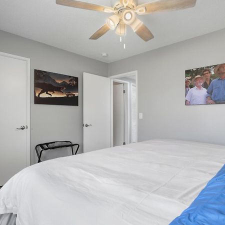Apartamento King Bed Well-Located Cozy Townhouse Retreat Gulfport Exterior foto